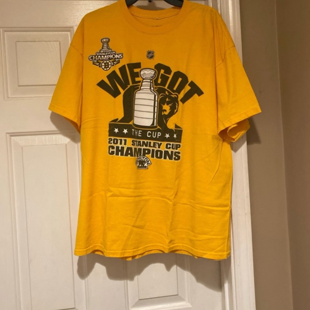 Reebok Boston Bruins 2011 Stanley Cup Champions T-Shirt Men’s Size XL